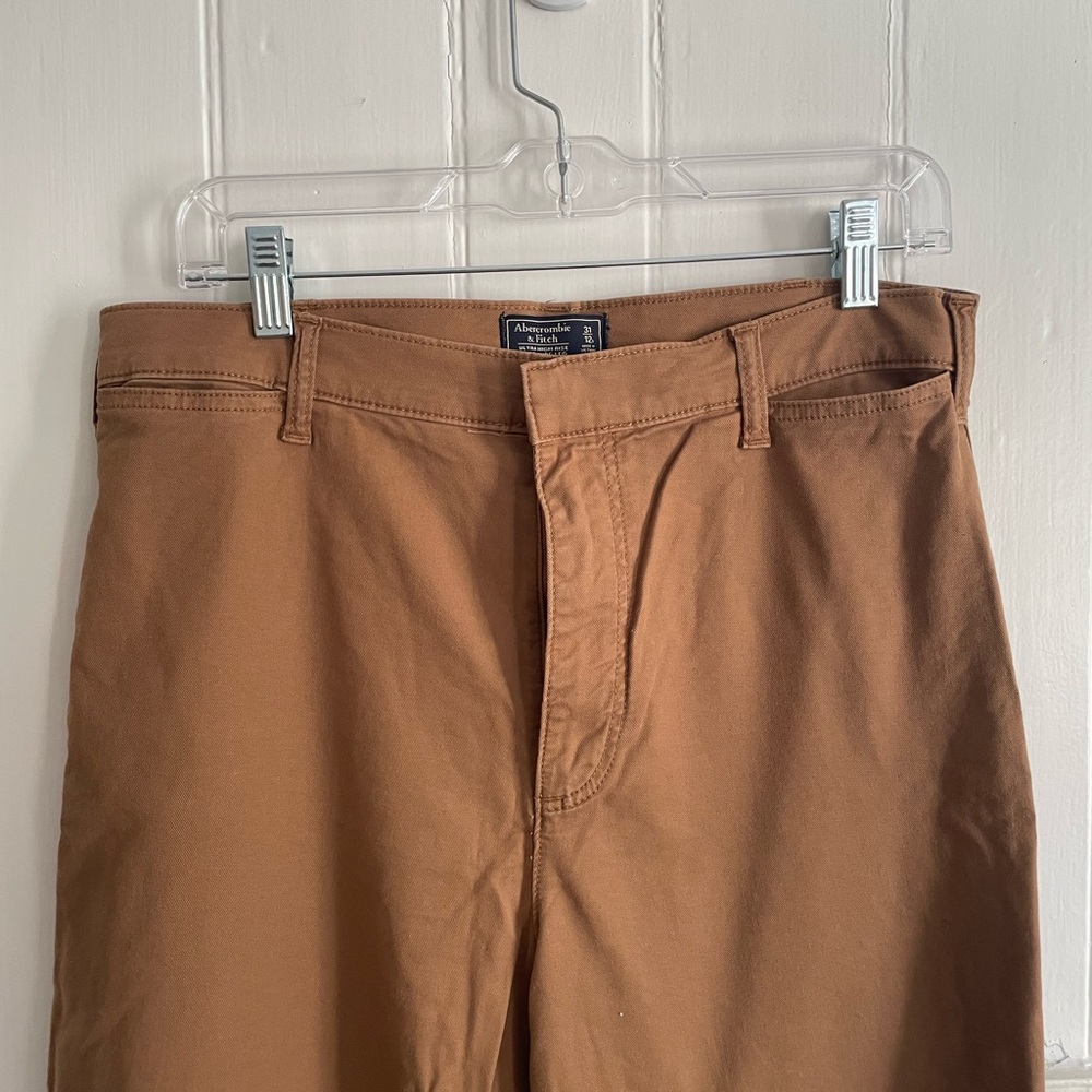 Abercrombie & Fitch Ultra High Rise Crop Wide Leg Chinos - Picture 2 of 5